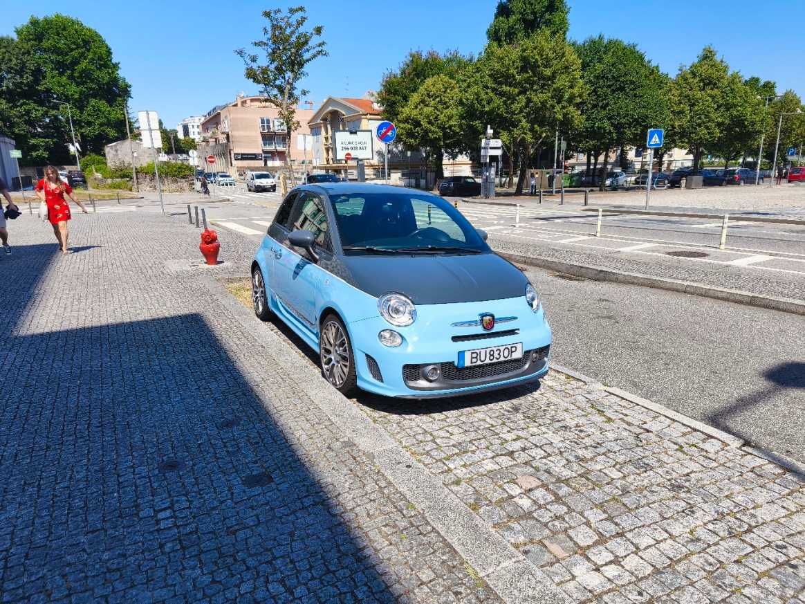 Abarth 595 Turismo "bicolore" / 162 CV