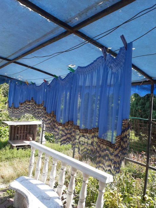 Тюль з бахромою та бісером