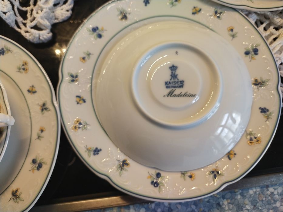 Фарфоровый Моко сервис Kaiser Dubarry Madeline на 6 персон