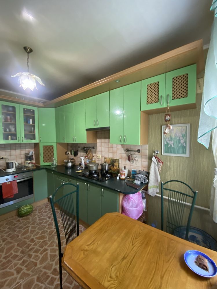 Продам частину будинку в центрі