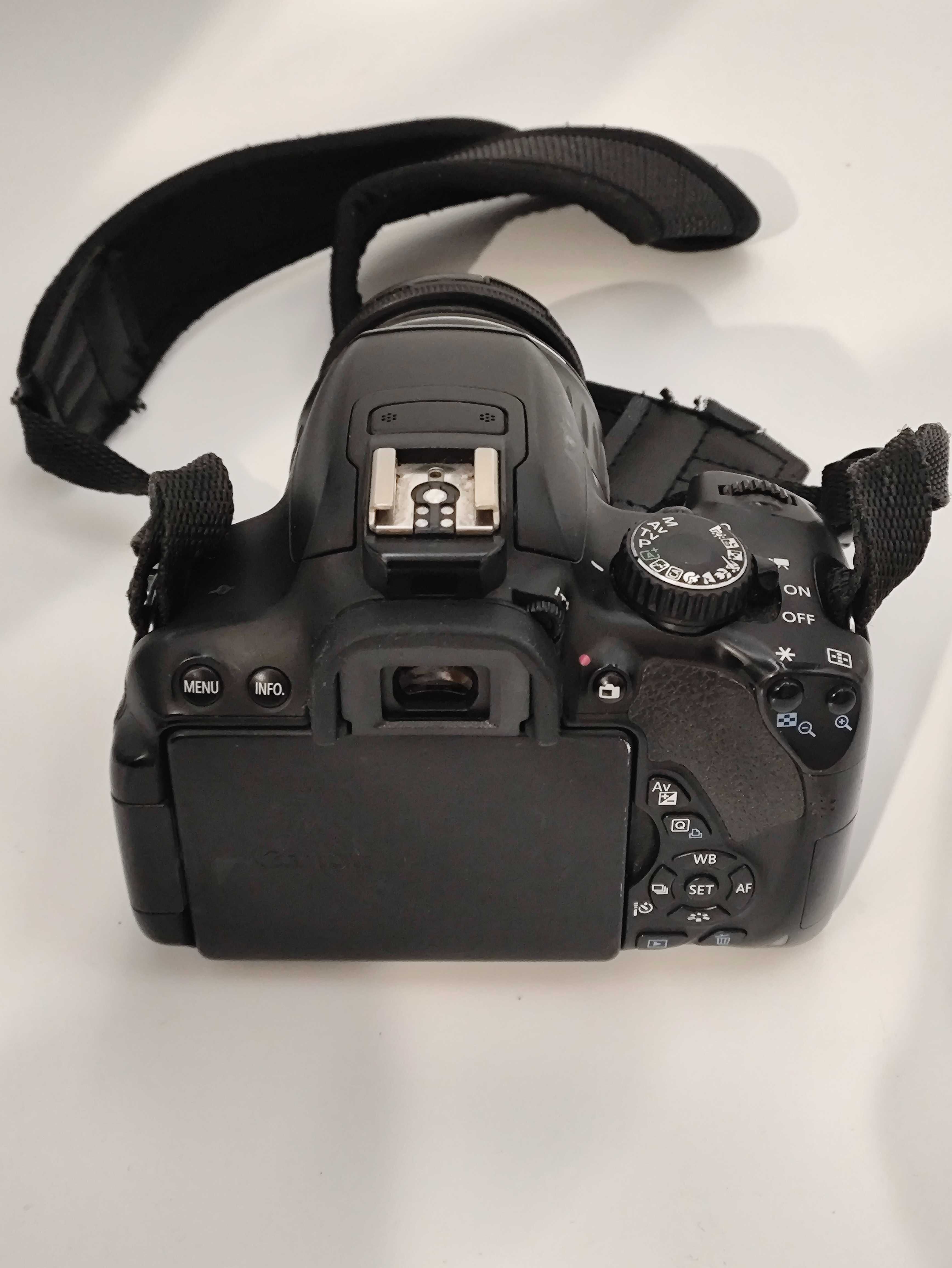 Aparat fotograficzny Canon EOS 650D korpus/obiektyw 18-135mm + 18-55mm