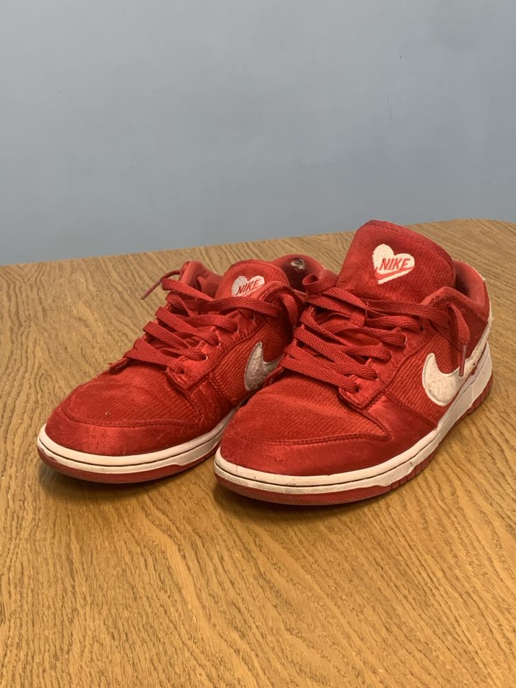 Nike dunk valentines day 42 размер