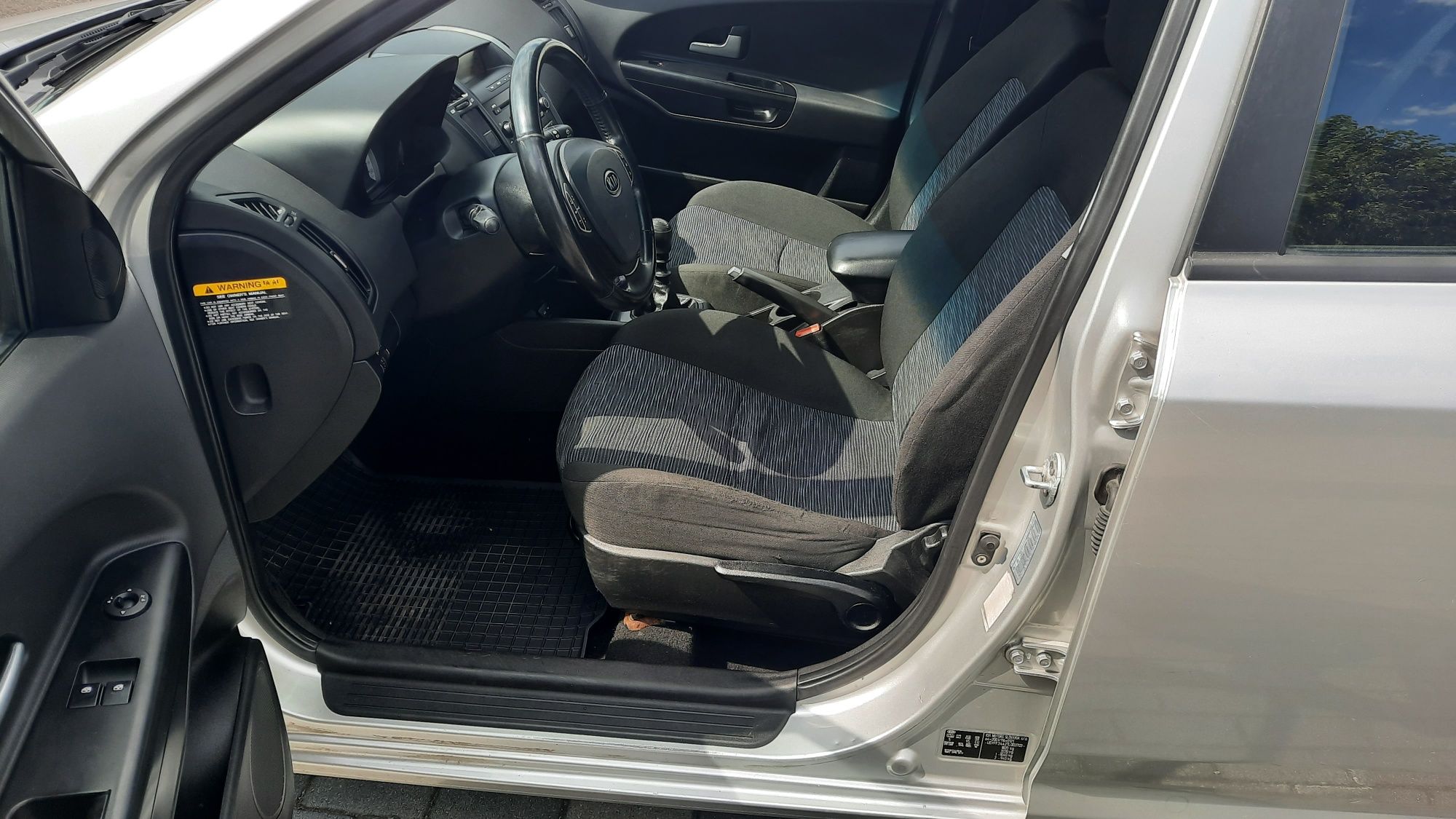 Kia Ceed 1.6 crdi Hatchback 5 Drzwi Klimatronik 2007r.