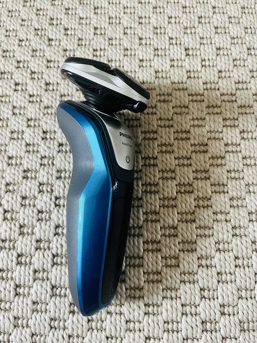 Maquina barbear philips aquatouch