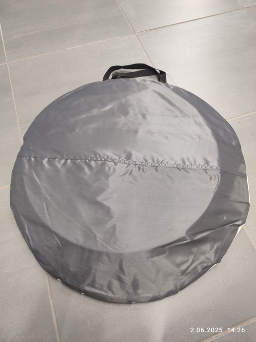 Nowy szary namiot plażowy