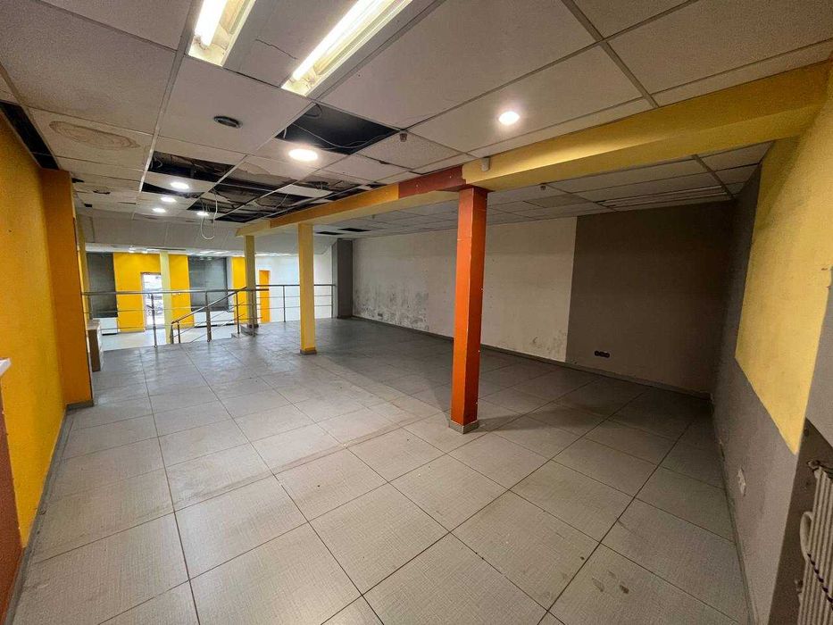 Продаж приміщення 125.4м2/ Університетська/ Червона лінія