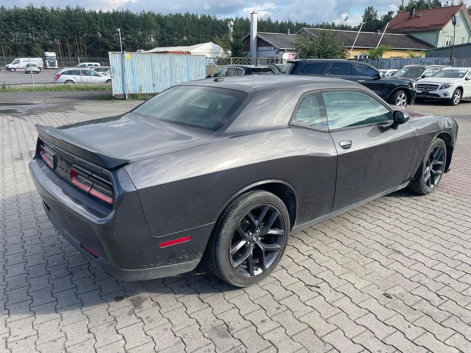 Dodge Challenger 2022 DODGE CHALLENGER SXT - w Polsce po opłatach i akcyzie