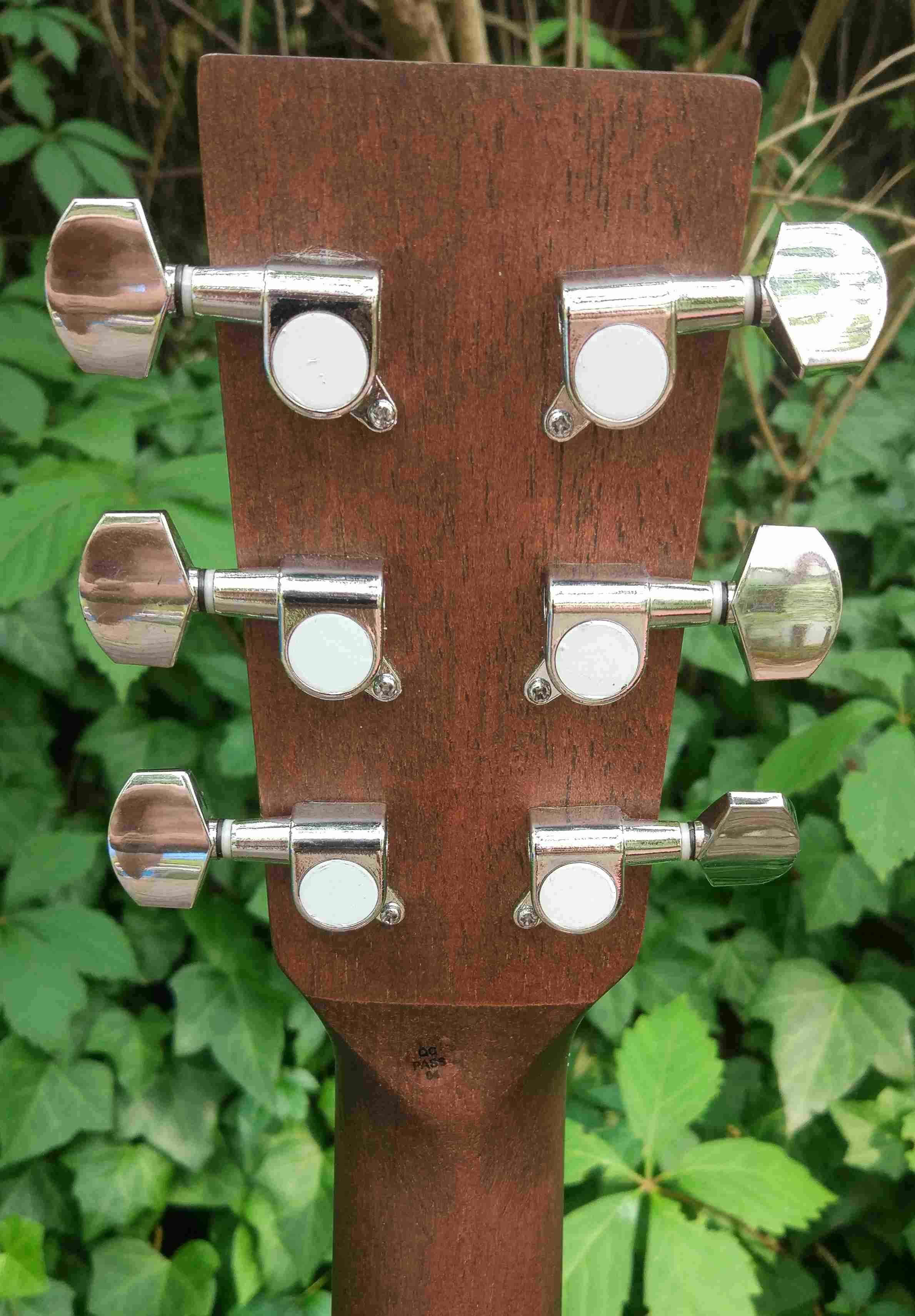 Nowa gitara akustyczna Vintage V440 WK