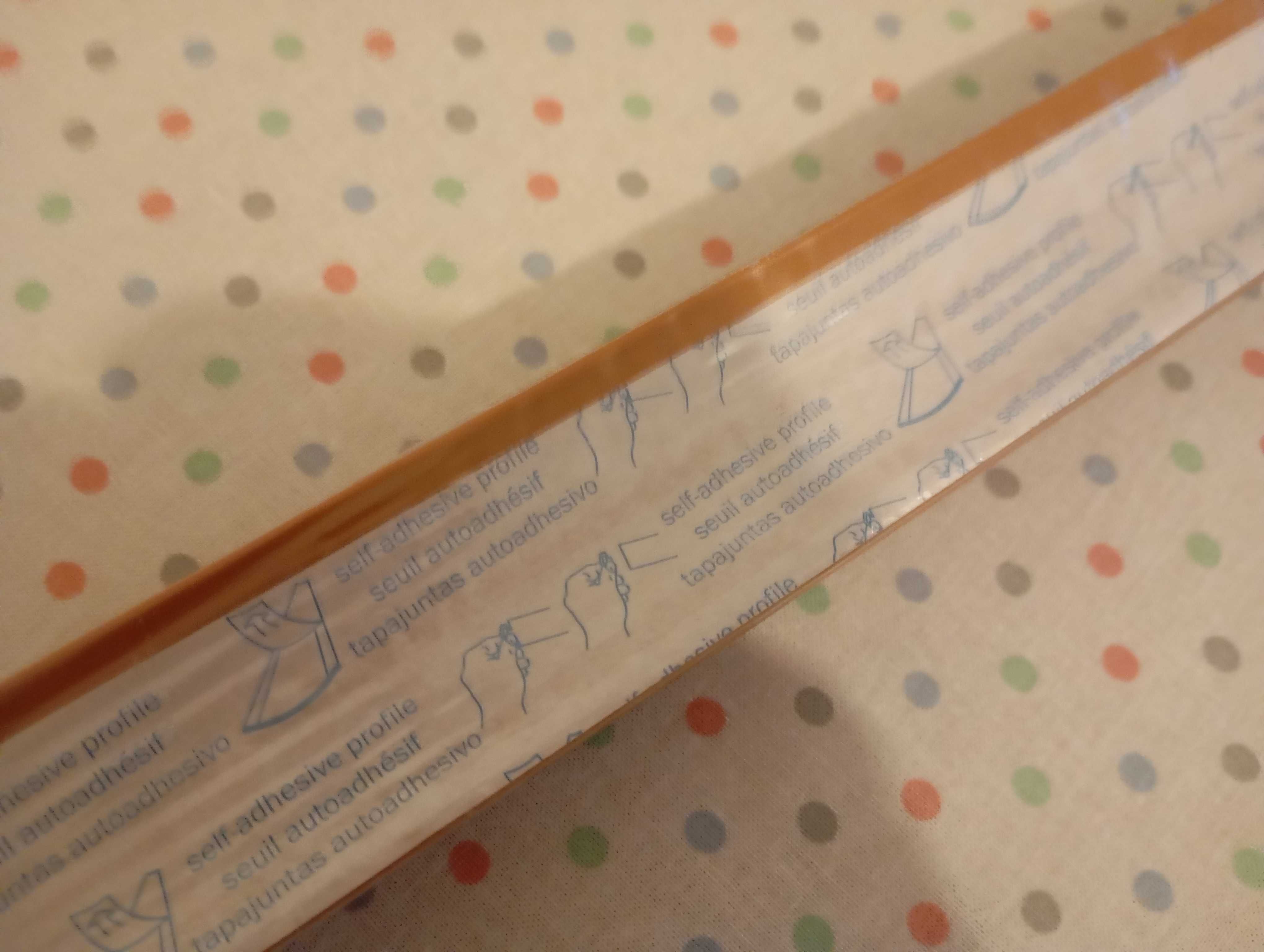7x Perfil de desnível ADESIVO PVC 0.90M CEREJEIRA