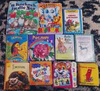 Багато дитячих книжечок для маленьких