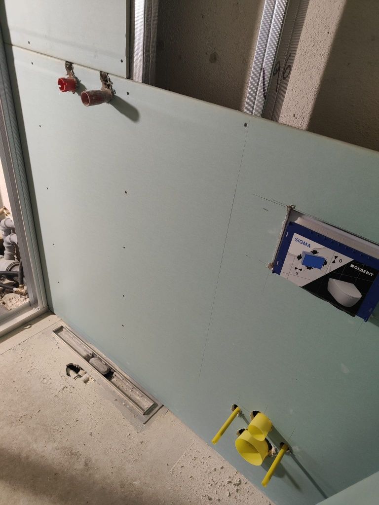 Remonty mieszkań. stolarka okienna PCV oraz aluminium