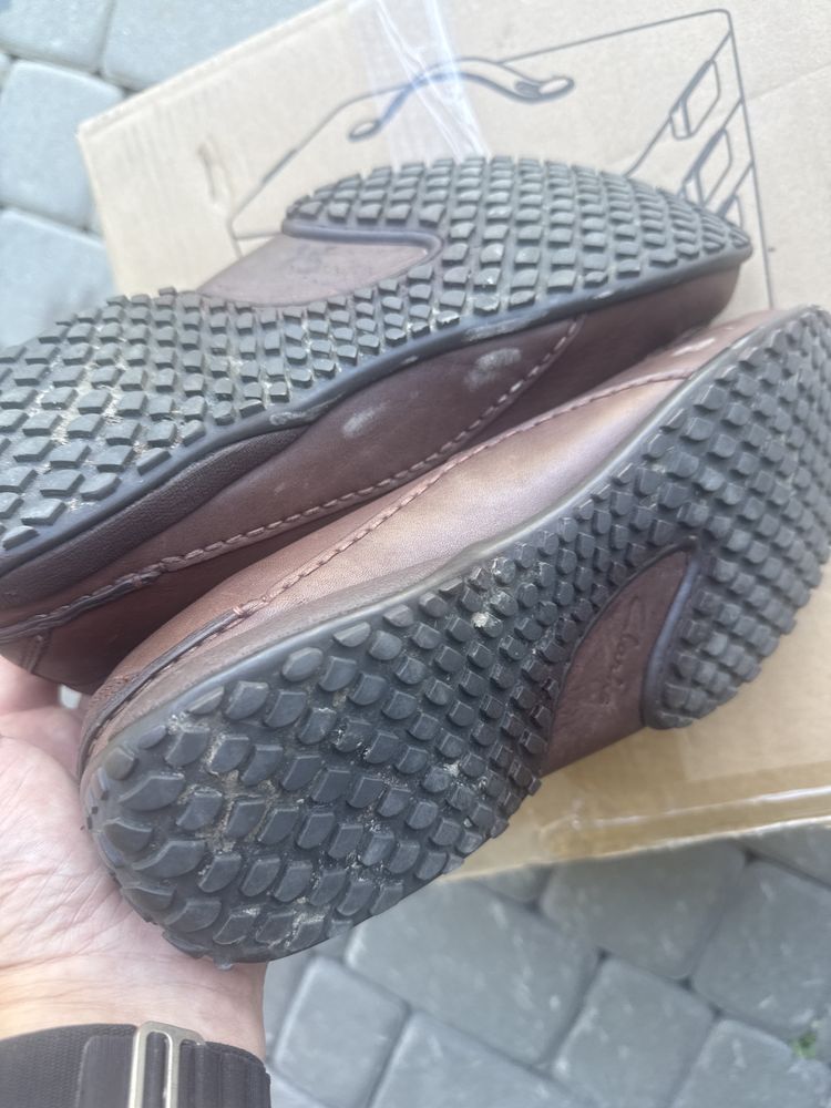 Buty Clarks 43 jak nowe