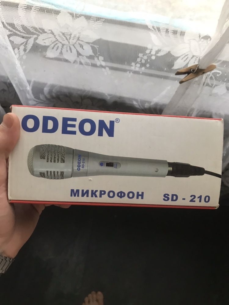 Микрофон  odeon