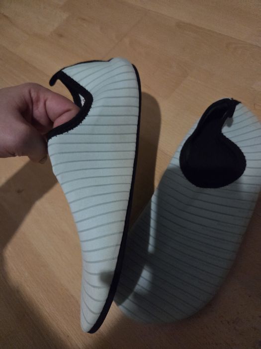 Buty do wody damskie