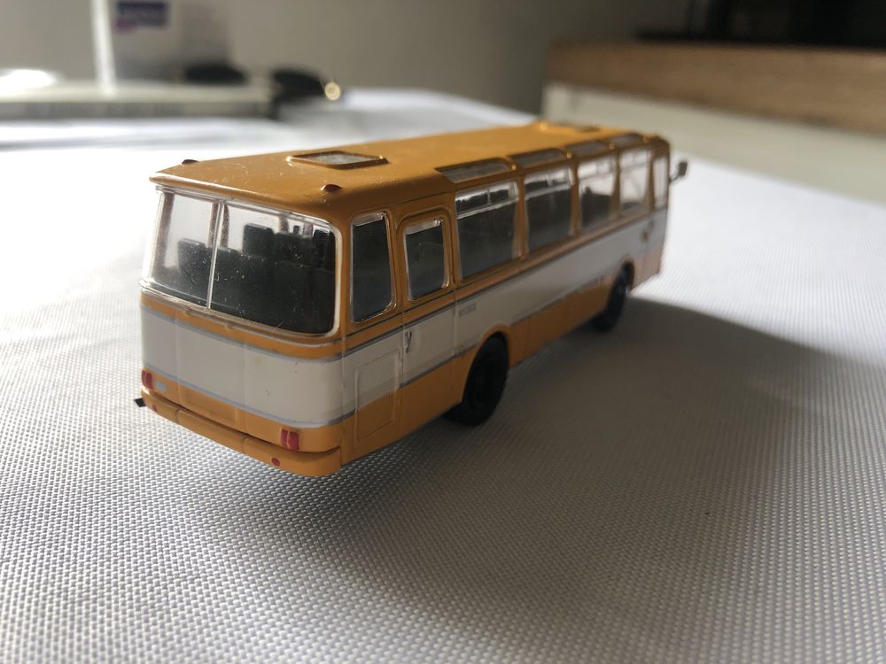 Autosan H9-03. Model kultowe autobusy PRL. Skala 1:72