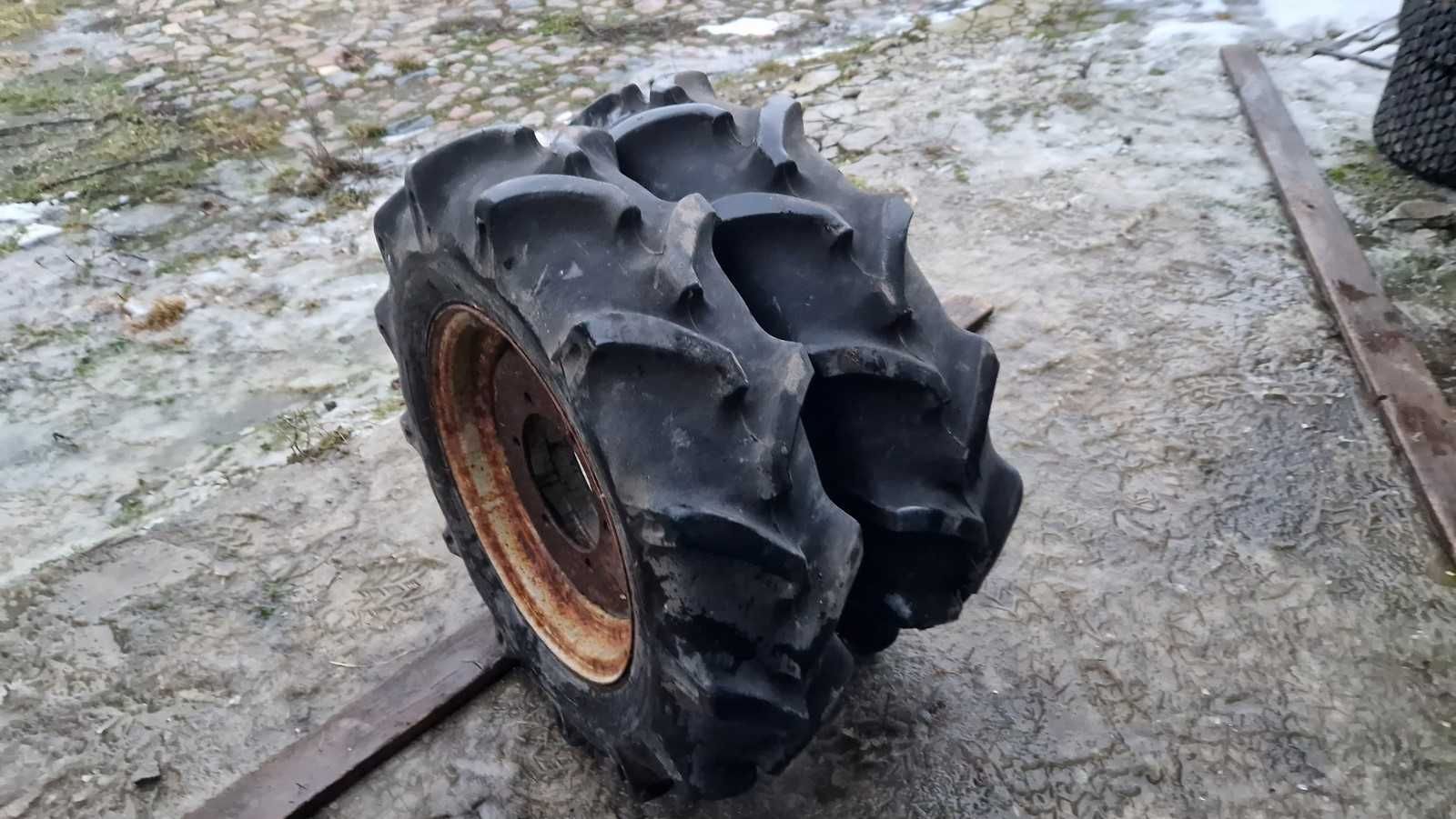 8-16 Bridgestone Mini Traktorek Iseki Kubota Yanmar