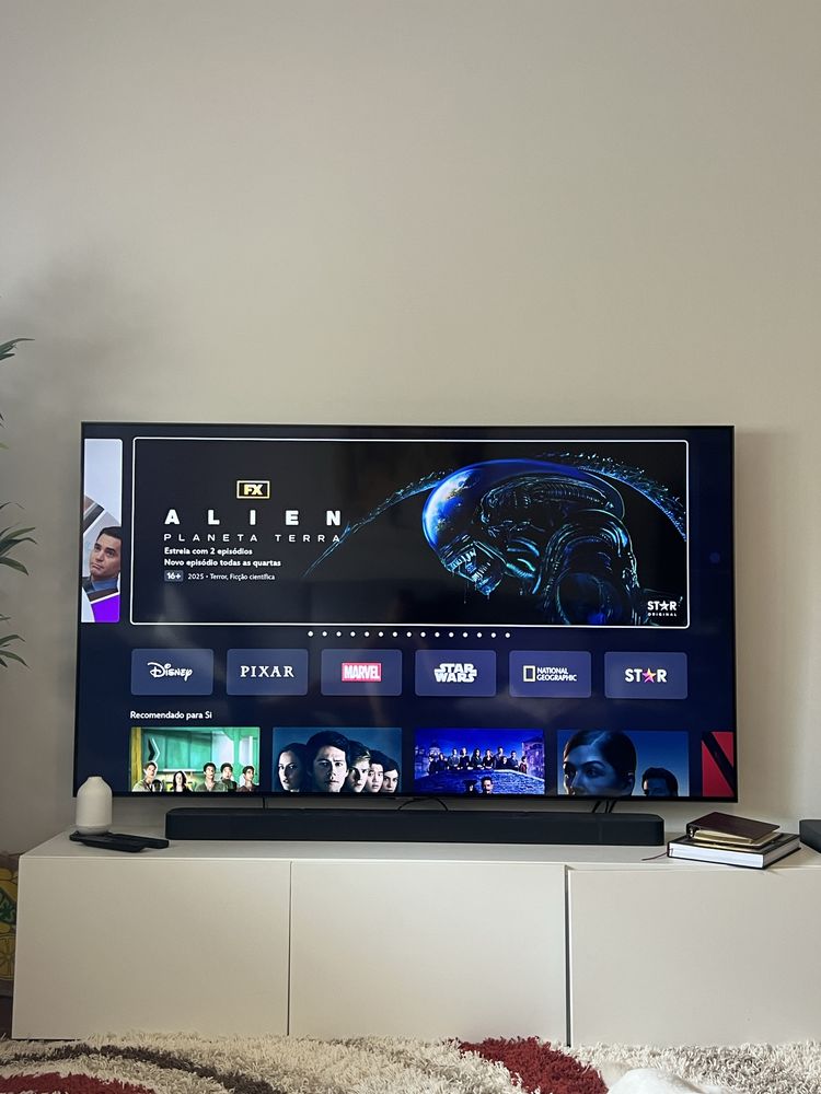 Samsung QLED 75’ + JBL 1000