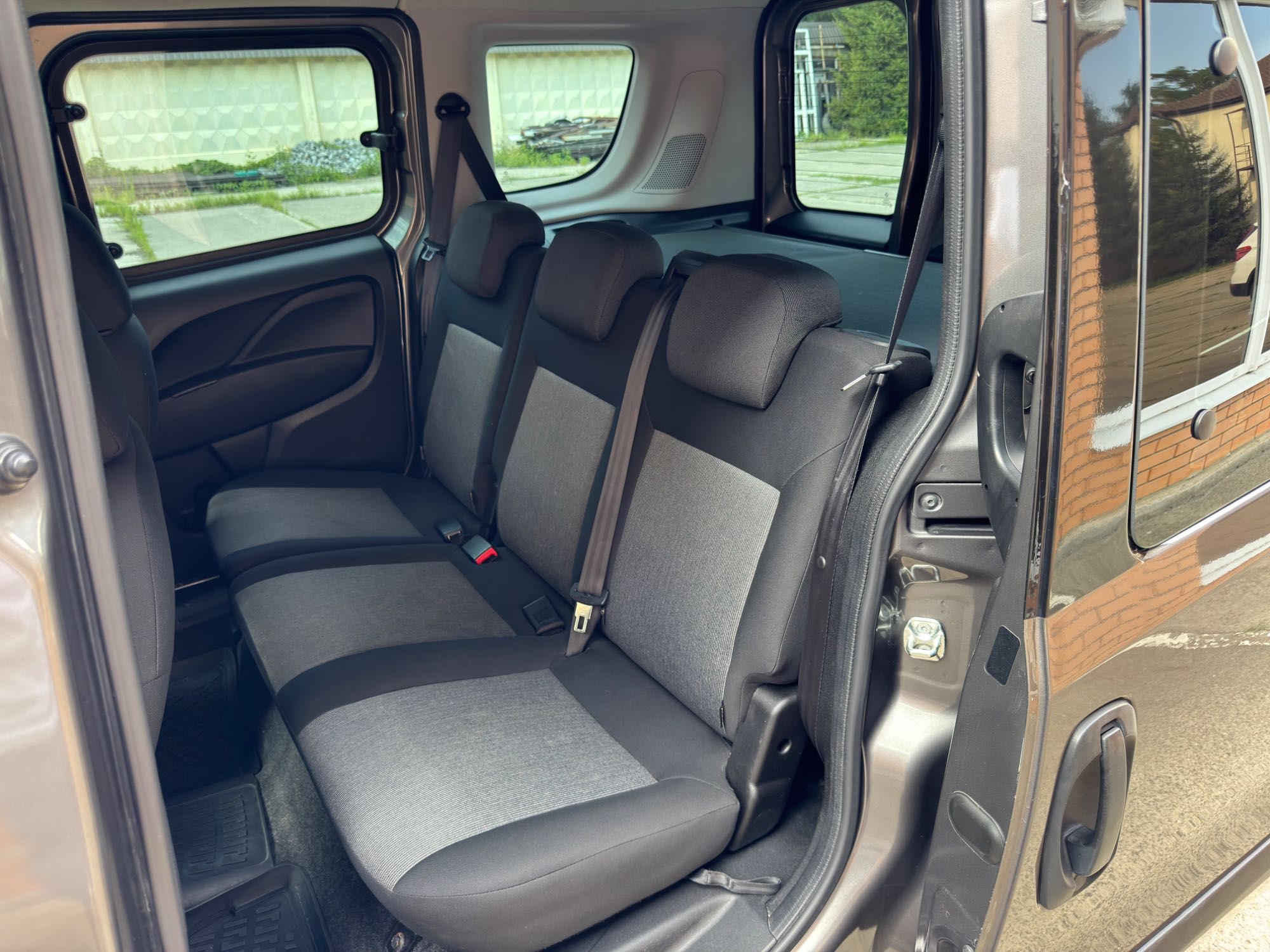 Fiat Doblo 1.3 tdi, пассажир
