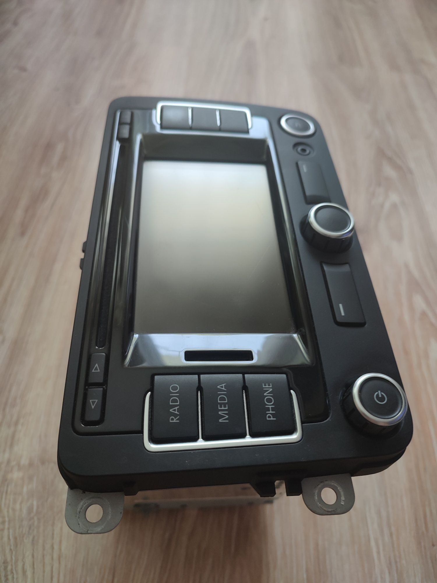 Radio RNS 315 VW Passat Golf Tiguan Touran Caddy Bluetooth Nawigacja