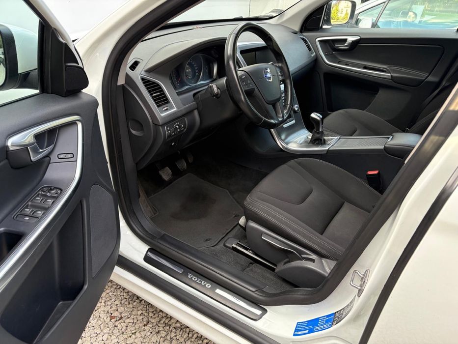 Volvo XC60, salon Polska, perfekcyjny stan pod kazdym względem,zamiana