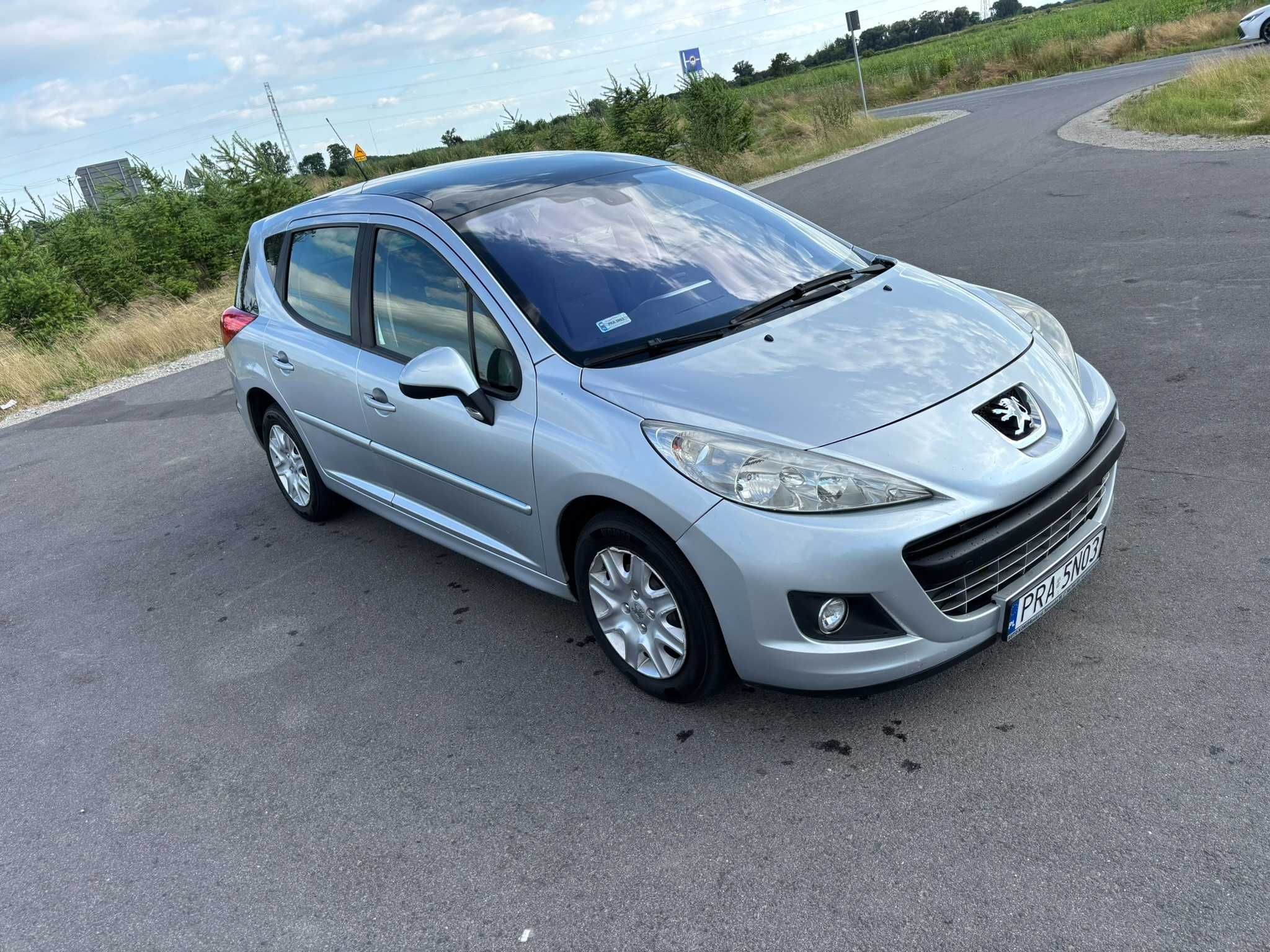 Peugeot 207 kombi 1.6 HDI 90 koni
