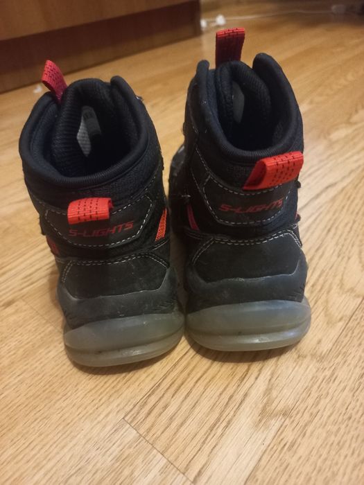 Чобітки 29 р Skechers