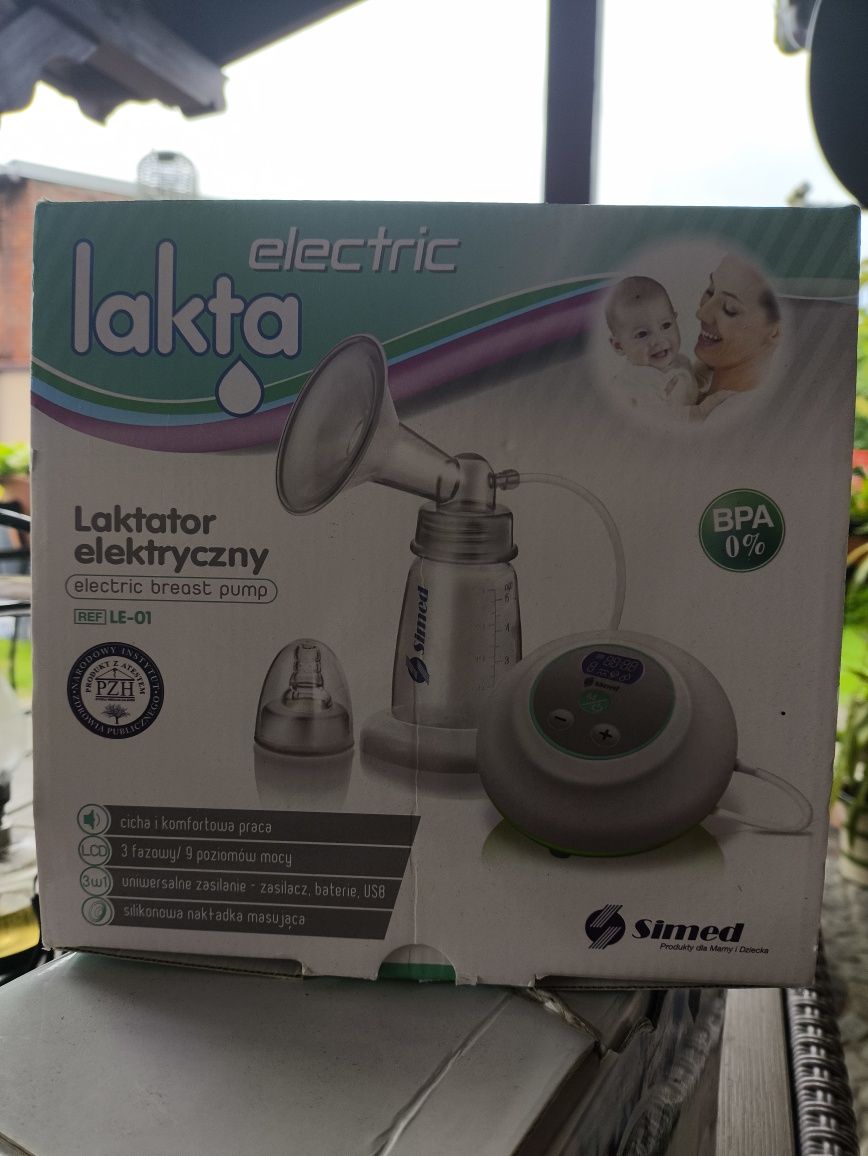 Laktator elektryczny jak na zdjęciu.