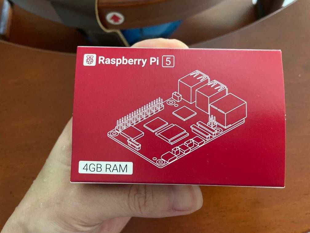 NOVO - Raspberry Pi 5 4GB • Na Caixa • SELADO • GARANTIA 3 Anos