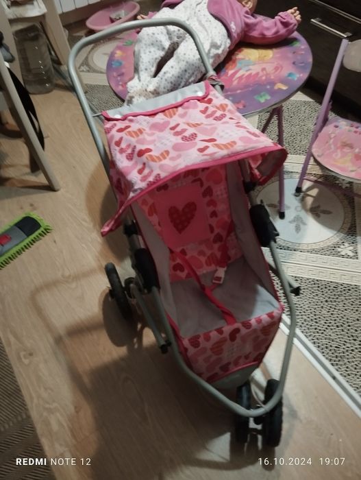 Коляска игровая.