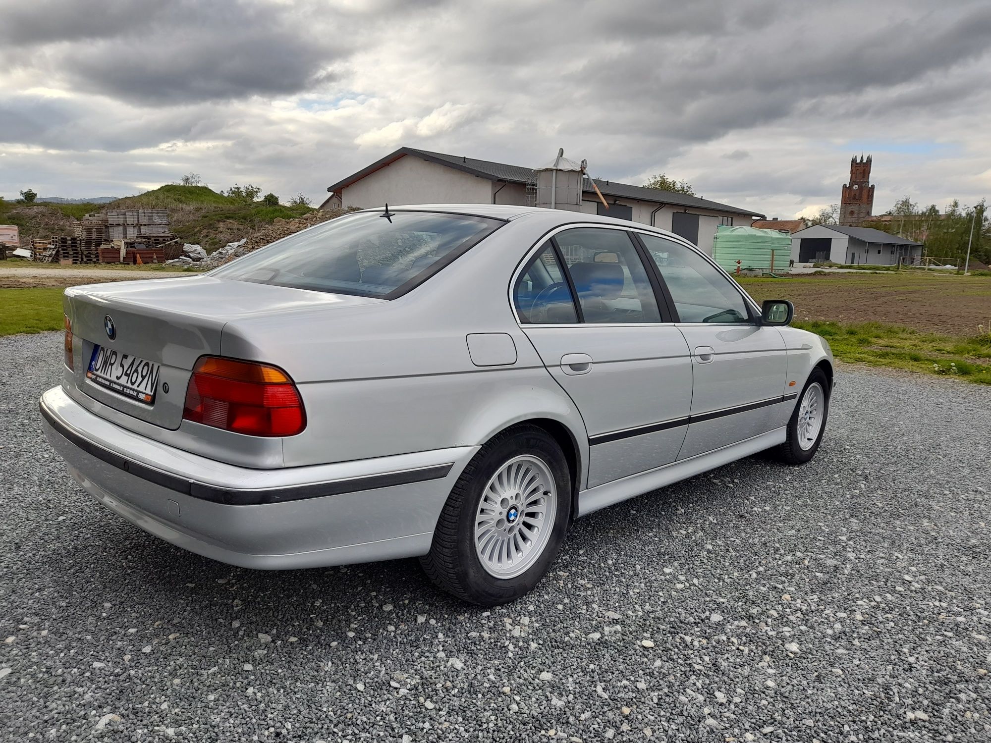 Bmw 535i v8 manual