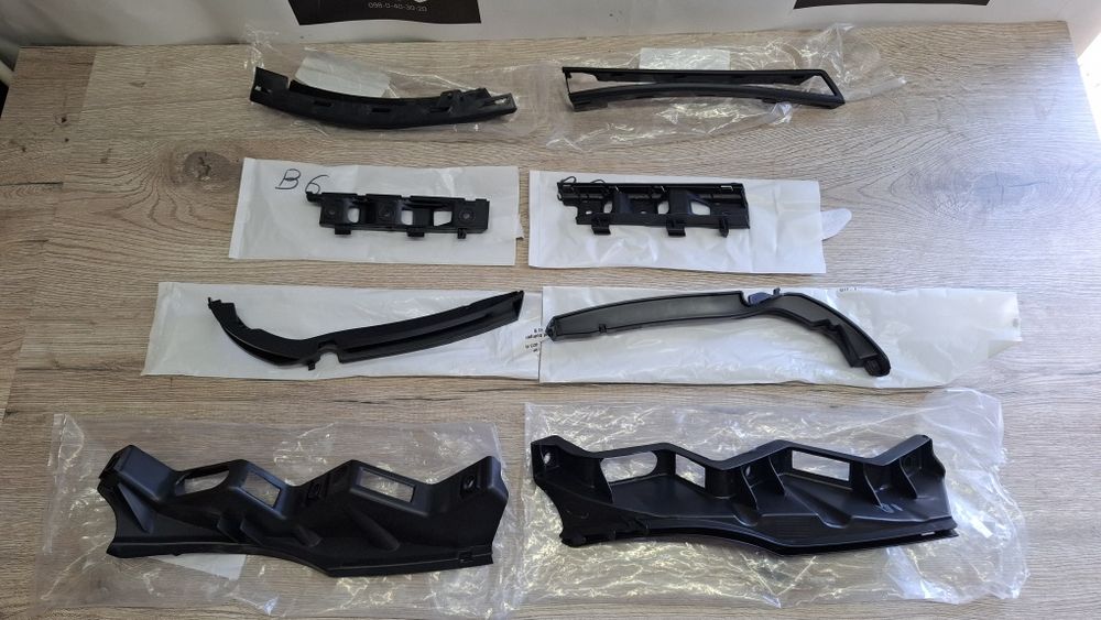 Кріплення бампера Passat B6 кронштейн бампера пасат б6 Кріплення фари