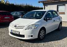 Toyota Auris samochód krajowy