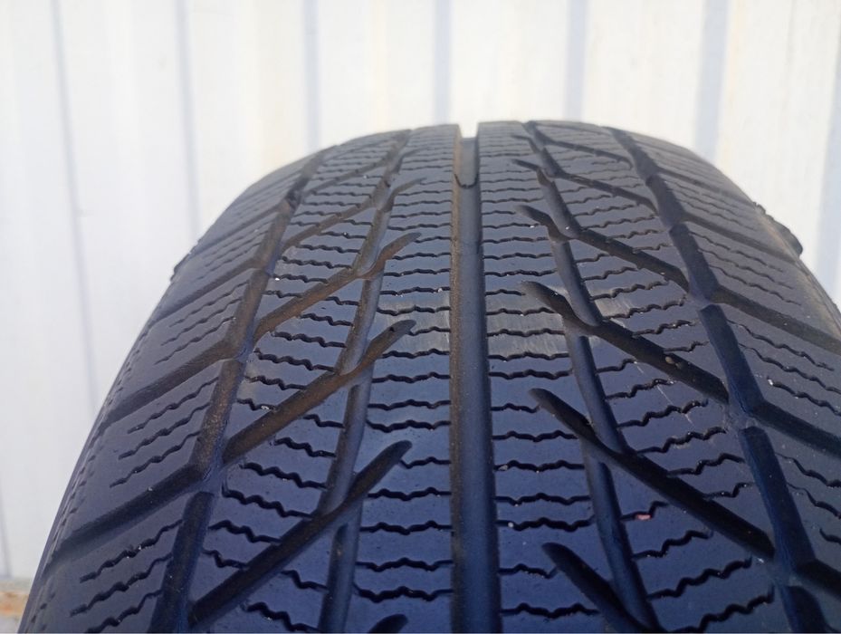 Резина Goodride 185/65R14 комплект зима