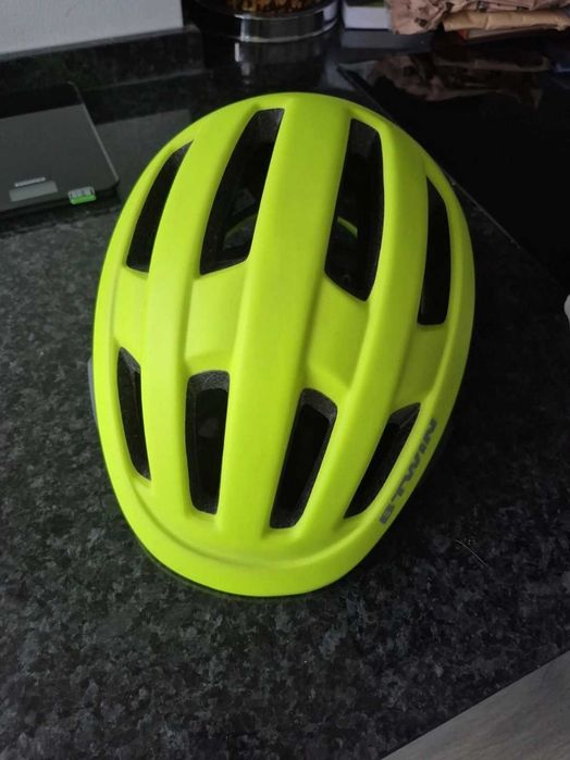 Capacete B'Twin novo ajustavel