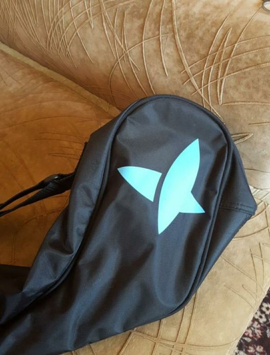 Чорний чохол для шайби,для хокея Extend