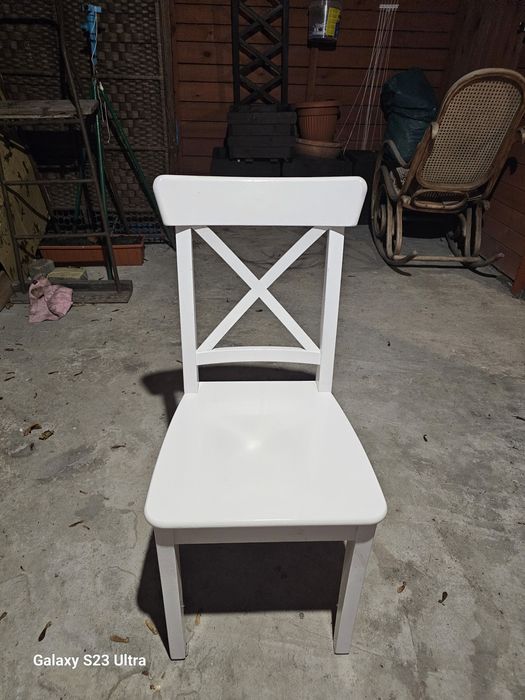 Krzesła z IKEA z dwustro
