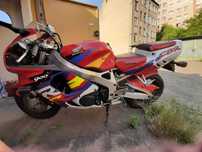 Honda cbr fireblade sc33 1996rok