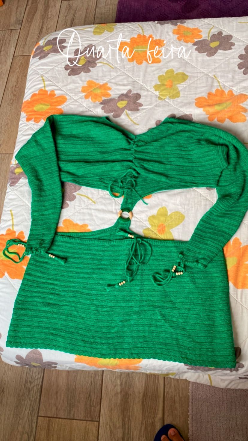 Vestido de crochê novo