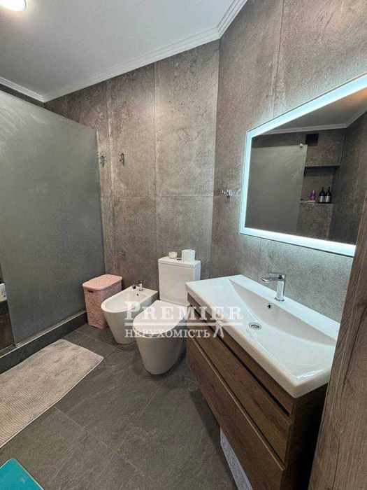 Продам сучасний будинок