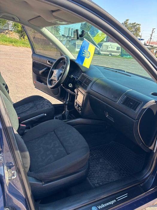 Volkswagen Golf lV
1999 рік
1.9 sdi Дизель
Коробка механіка 5 ст
Авто