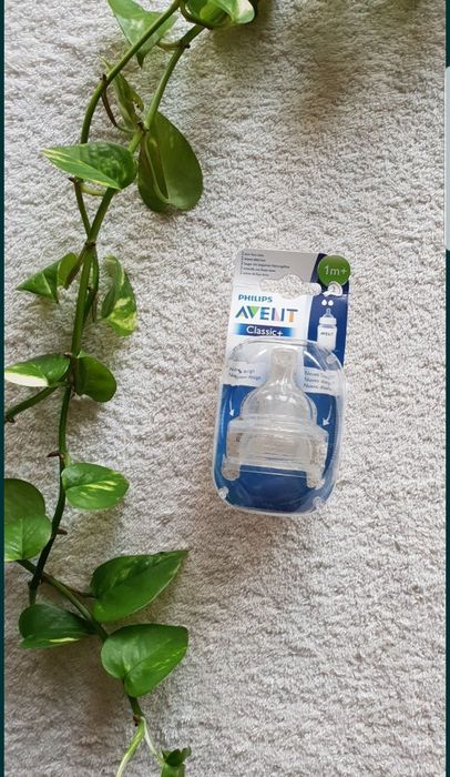 Antykolkowy smoczek do butelki Avent Classic 1m+ smoczki butelka kaszk