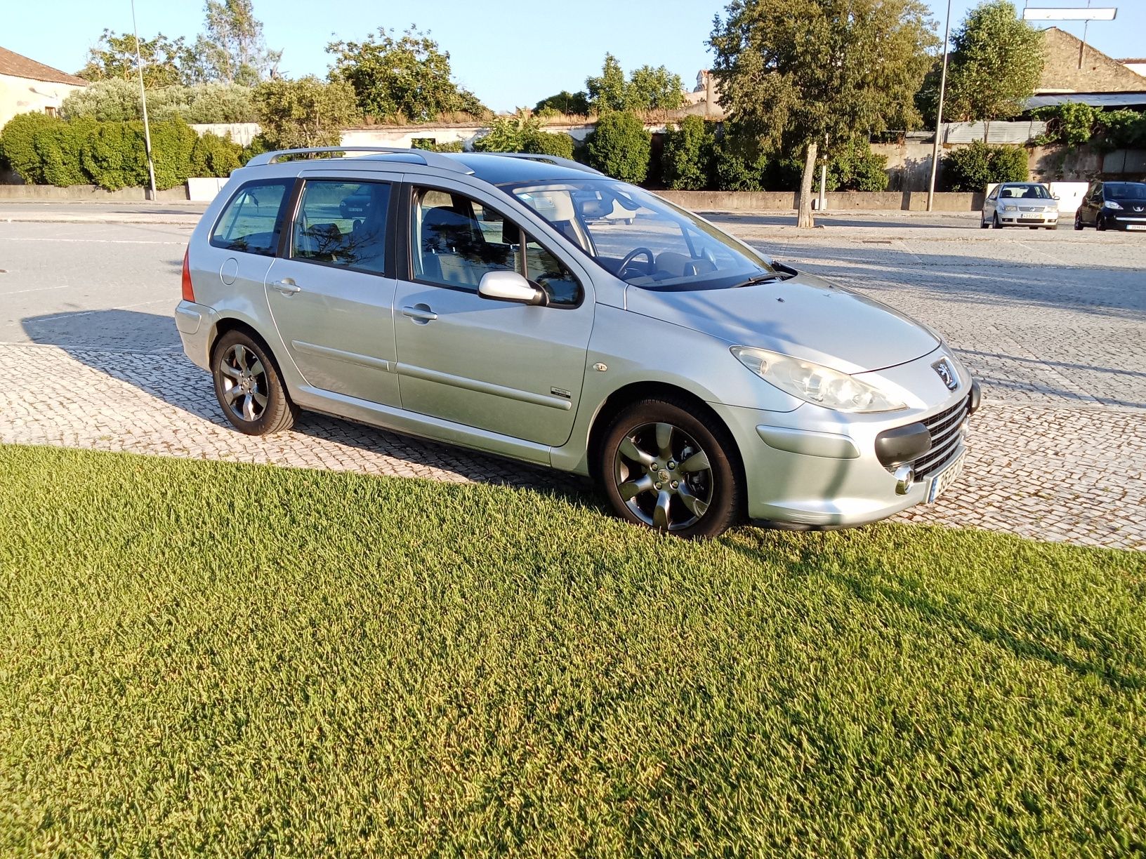 Peugeot 307 sw 1.6 HDI 3650€