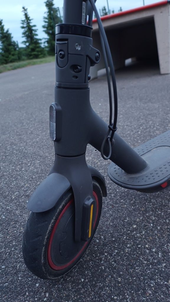 Hulajnoga Xiaomi Scooter Pro 2