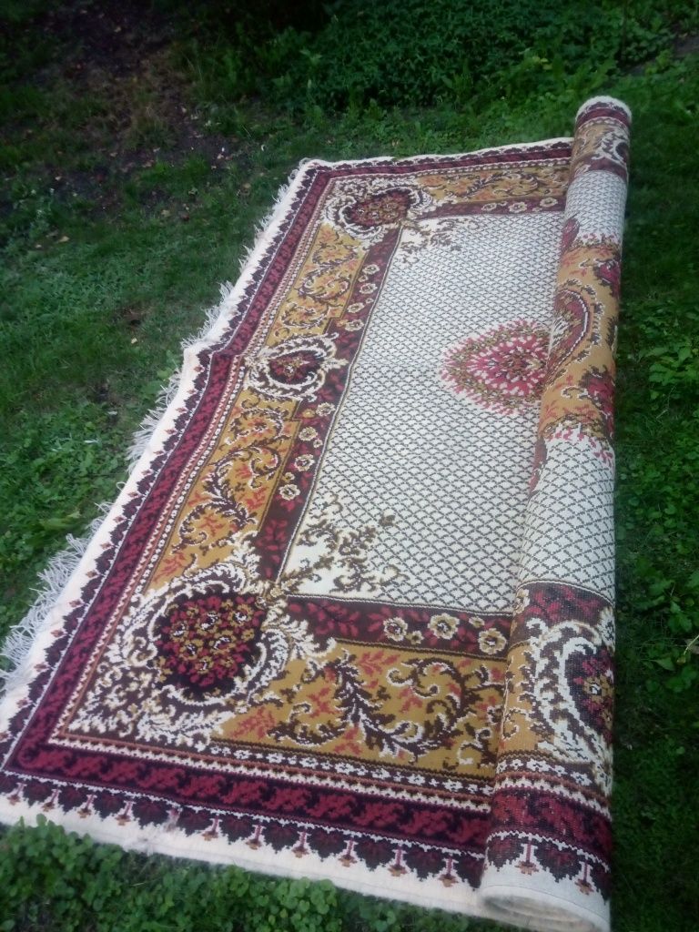 Dywan wełniany 275x350 - używany, dobry stan