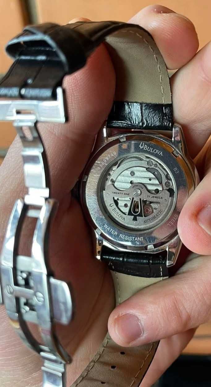 Чоловічий годинник Bulova 96A135 Automatic
