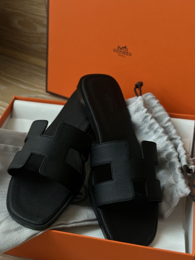 Шльопанці Hermes, тапки ермес