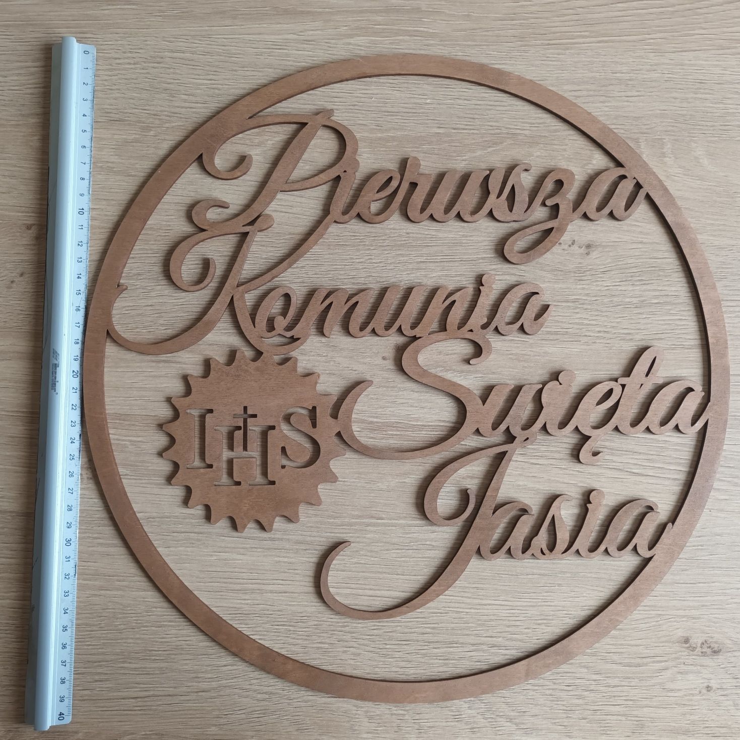 Obręcz koło pierwsza komunia święta Jasia