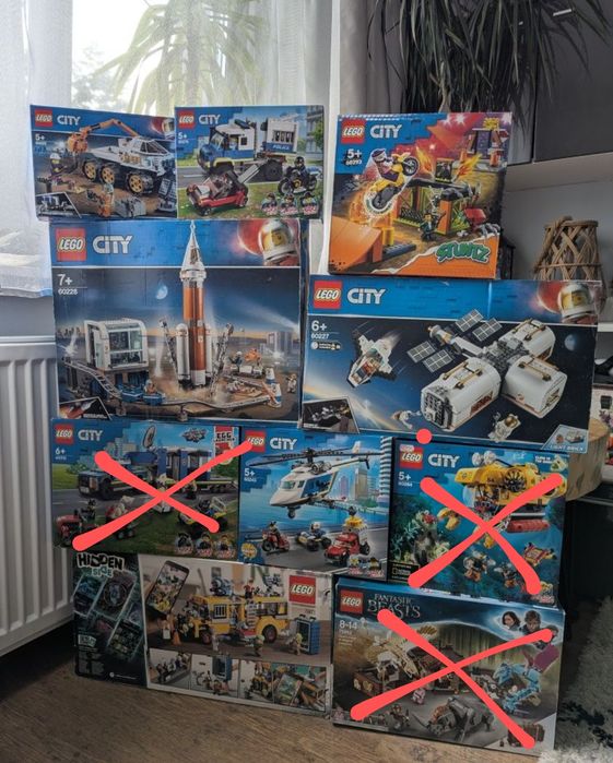 Zestawy LEGO City Hidden side kosmos rakieta policja autobu