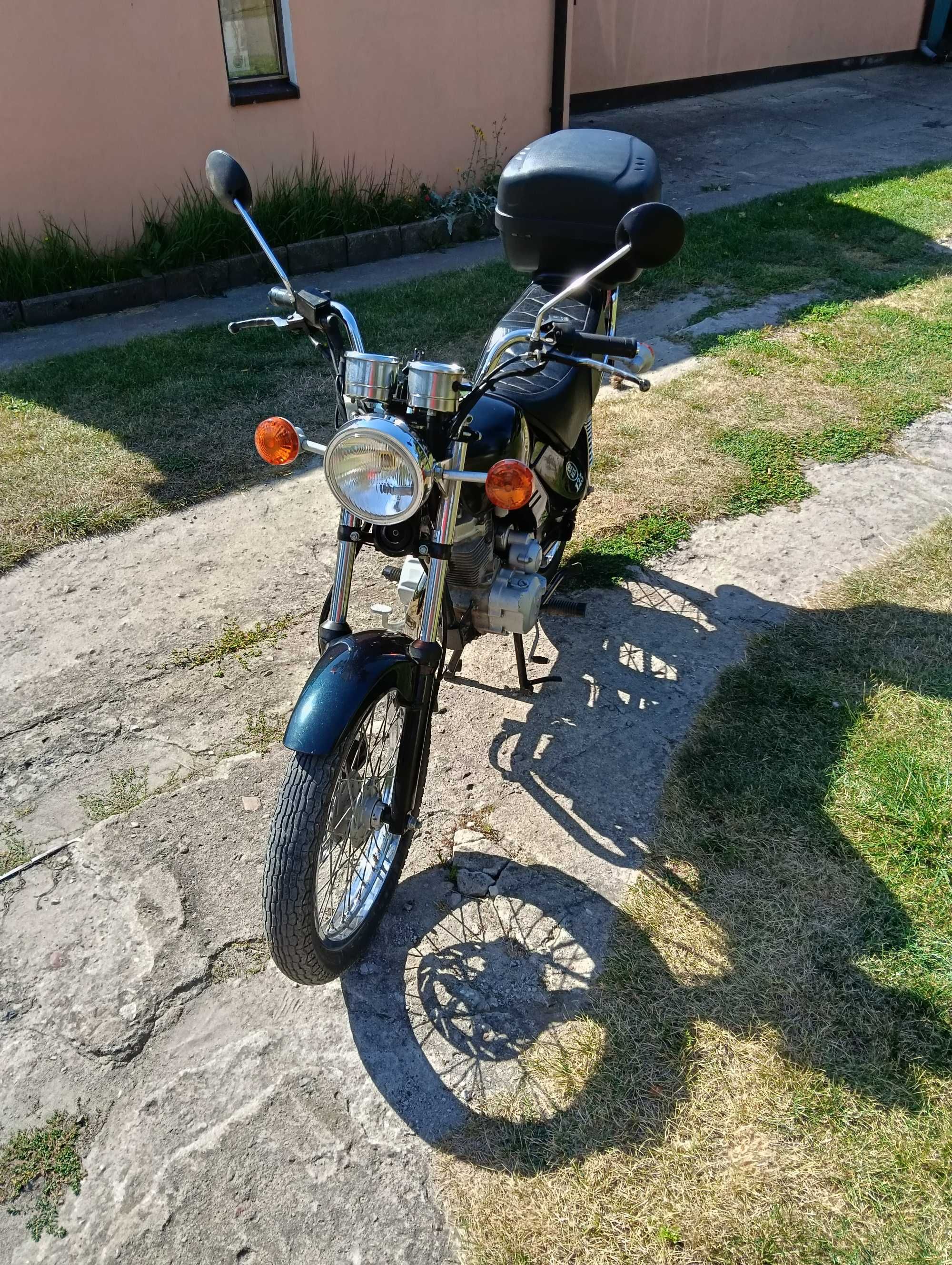Motocykl Standard Motor Rex 125