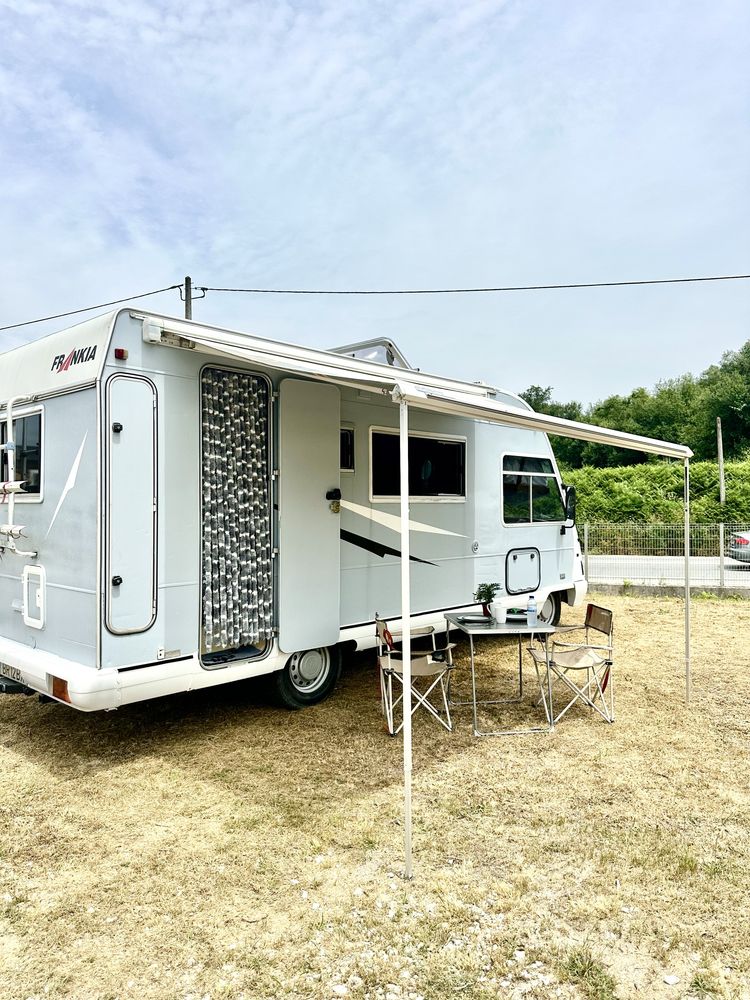 Autocaravana ford
